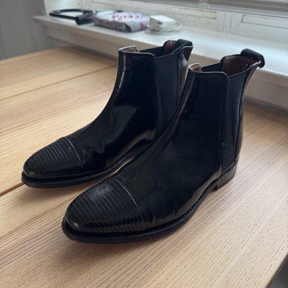 Grenson Women's black patent leather chelsea boots - Picture 7 of 9